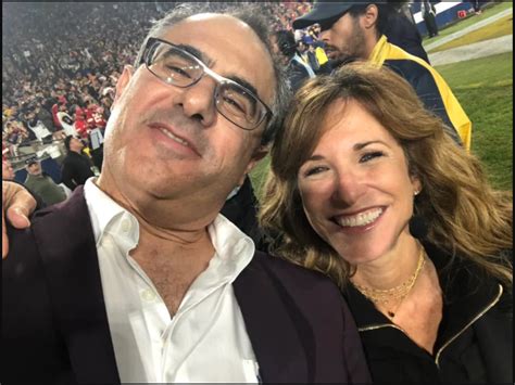 Meet Suzy Kolber Husband Eric Brady and her。